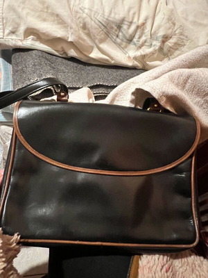 Τσάντα τύπου χαρτοφύλακας σε άριστη κατάσταση