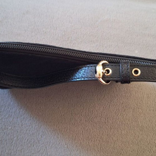 Gucci shoulder bag slightly used, black