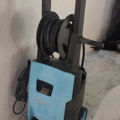 Nilfisk C130.1 used, works but leaks, for spare parts