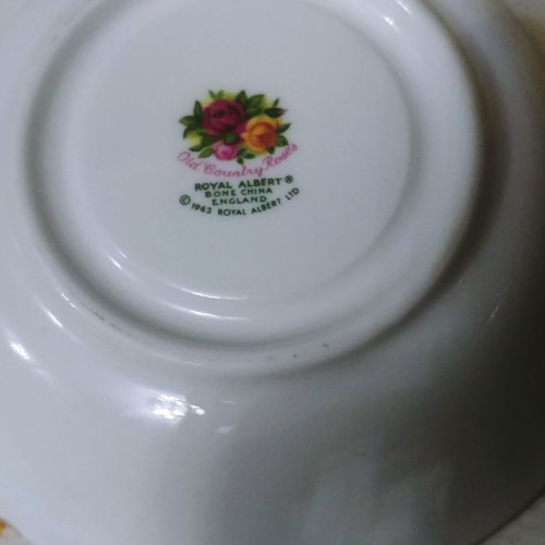 Royal Albert Old Country Roses bone china tea saucers pair new