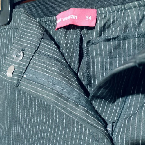 Pink Woman spring pants like new, black and grey
