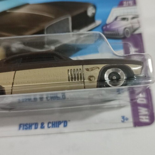 Hot Wheels Fish' d & Chip'd Treasure Hunt like new