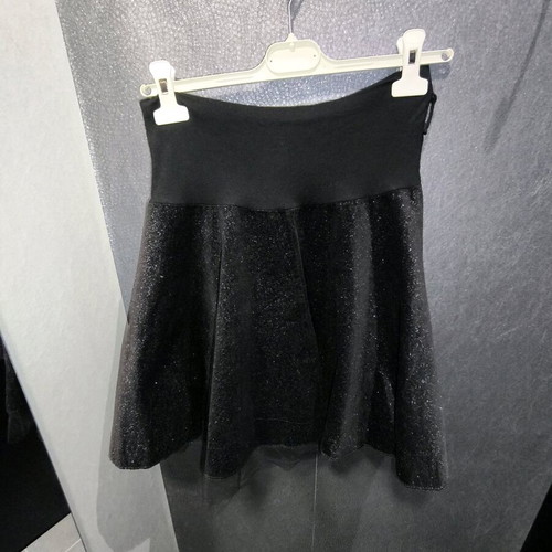 Vintage black velvet skirt like new with silver thread and tulle