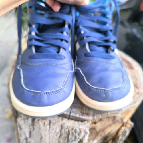 Adidas athletic shoes 36 ¾ used, blue