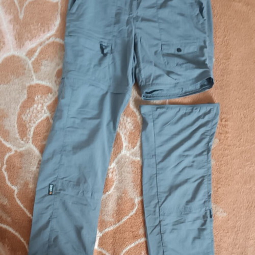 Icepeak snowboard waterproof pants size 40 like new, gray