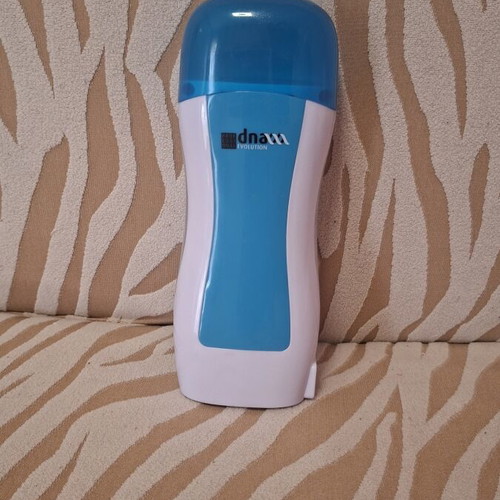 Wax Heater like new with free waxing strips