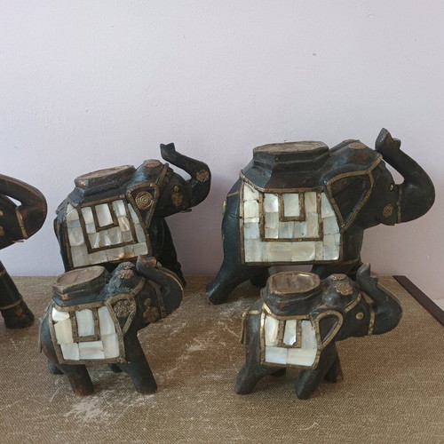 Handmade elephant statues like new from ebony and shell