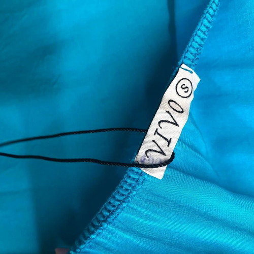 Top. *VIVO* New.