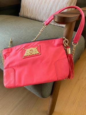 Juicy Couture vintage crossbody bag with gold details, like new, pink
