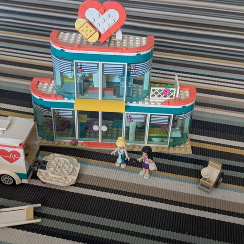 LEGO Friends hospital with ambulance, stretcher & 2 figures