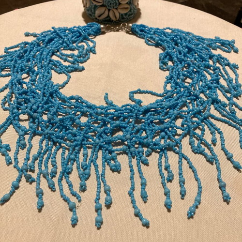 Turquoise handmade necklace and bracelet set like new