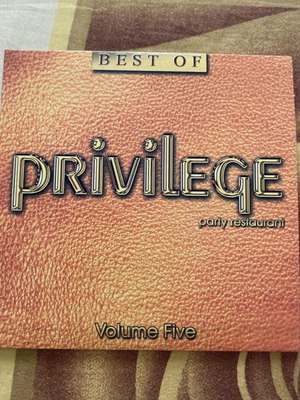 Privilege Volume Five CD σαν καινούργιο, dance music