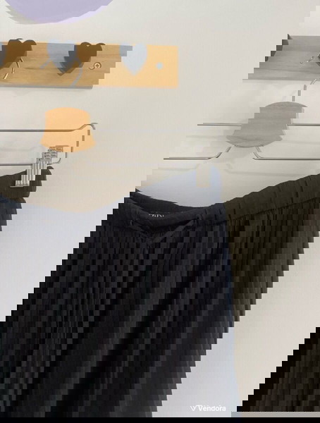 Πλισέ σορτσάκι Zara no M