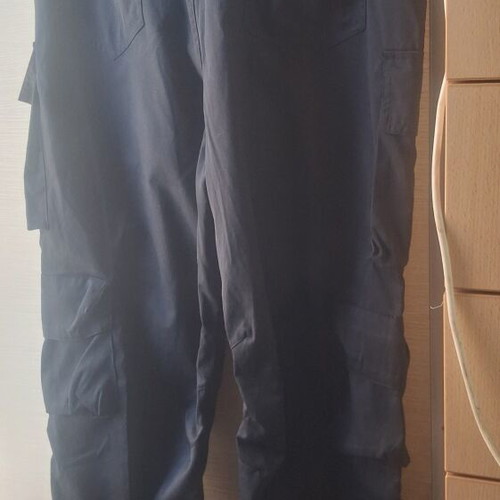 Shein Black Cargo Pants Medium like new