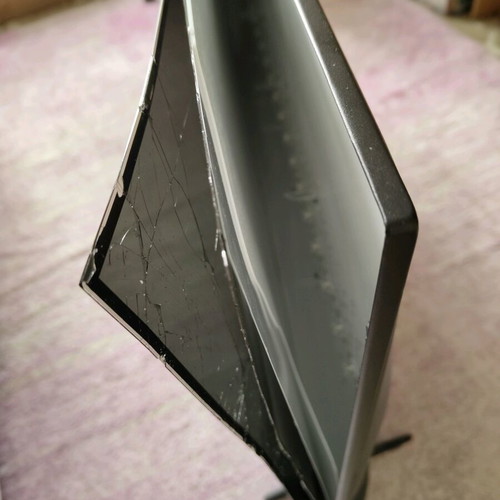TCL 55P635 55" TV used with broken screen