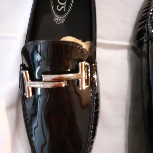 Tod's Gommino women's loafers new black patent leather size 40