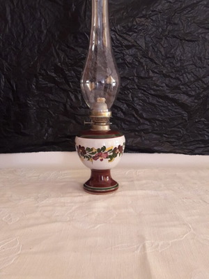 Vintage ceramic oil lamp like new