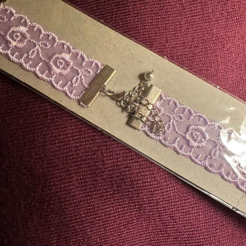Lilac choker new