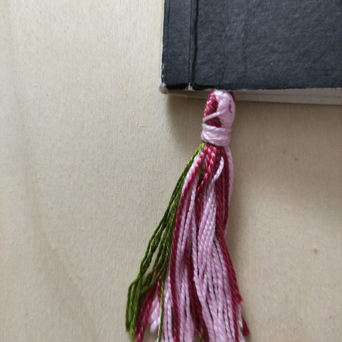 Crocheted bookmark new
