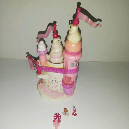 Polly Pocket Starcastle Peppermint Tea Playset used with key and 2 figures
