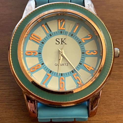 SK women's wristwatch new with silicone strap