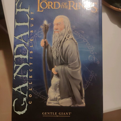 Gandalf the Grey Gentle Giant Bust used Limited 2926/3000