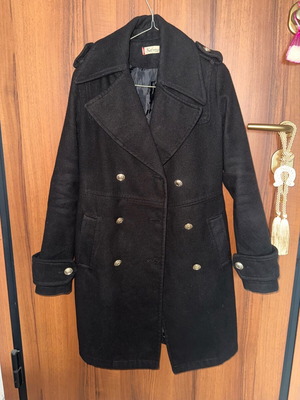 Black military style coat like new, elegant and warm