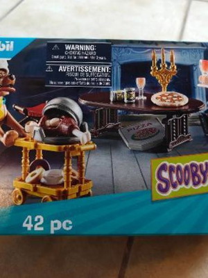 Playmobil Scooby-Doo Dinner with Shaggy new