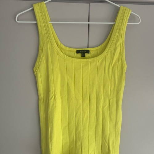 T Shirt Massimo Dutti like new, green and yellow, size S