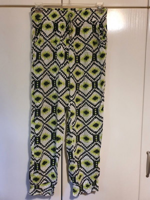 Lightweight summer pants with geometric patterns like new, black and green