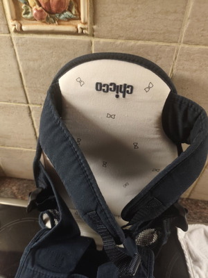 Baby carrier Chicco like new, up to 9 kg