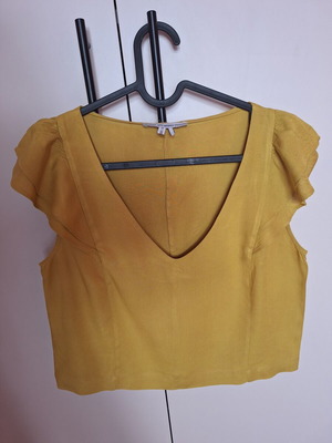 Cropped top Attrativo σαν καινούργιο, μουσταρδί, μέγεθος S