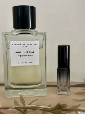 Bois imperial Essential Parfums 3ml νέο, decanted original
