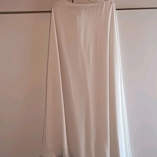 Bridal skirt and bustier like new