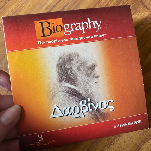 Darwin Biography DVD like new with subtitles