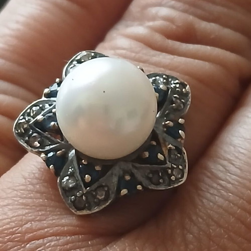Ring with 14K gold base and 925 silver, diamonds, sapphires, large pearl, like new, 17 mm