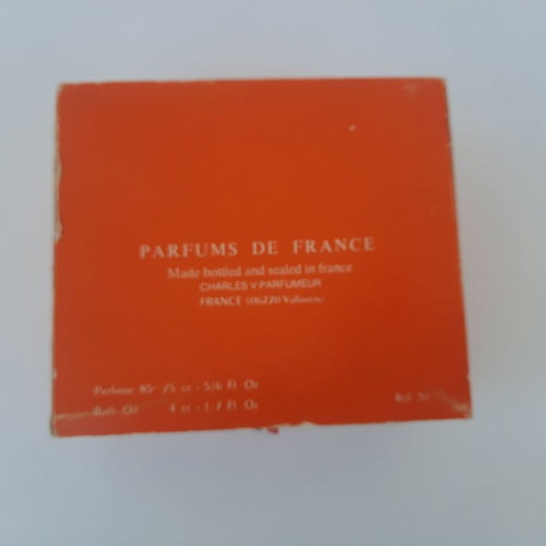 Parfums de France Vintage Set used, 10 miniatures and Bath Perfume Oil