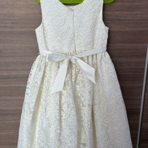 Ivory children's dress with details No7 like new