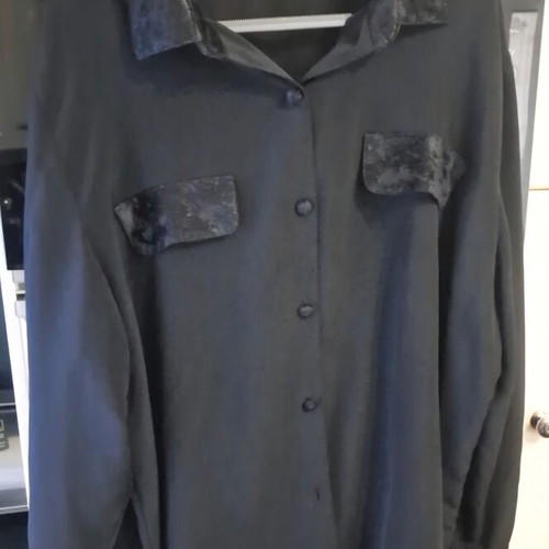 Silk women's shirt plus size XXL like new, black