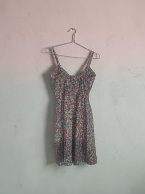 Floral short dress new, size Small, colorful