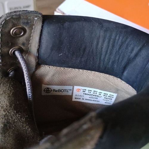 Timberland 6-Inch Waterproof Grey Nubuck Boots, size 41.5