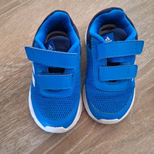 Adidas children's athletic shoes size 23 used, blue