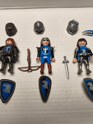 Knights of the Hawk pack of 3 figures with helmets, weapons, shields like new