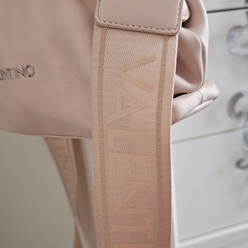 Valentino crossbody bag like new, pink, faux leather