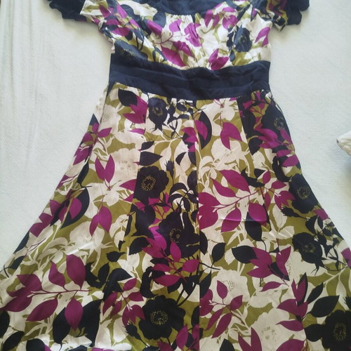 Monsoon silk dress size UK 12 40, like new, floral pattern