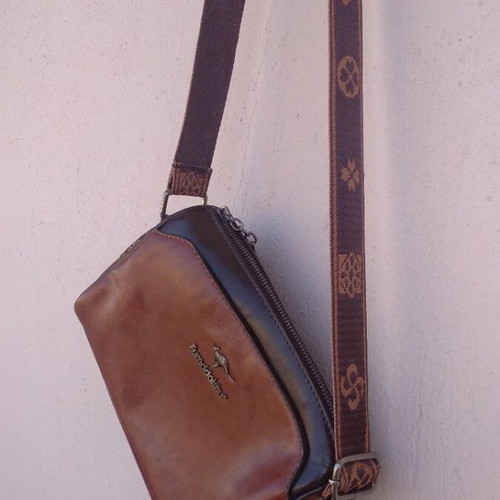 Bag with crossbody handle new, spacious 30 centimeters