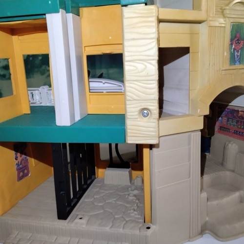 Fisher-Price Great Adventures Wild Western Town playset with 2 figures, 1996