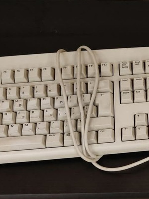 Retro BTC ενσύρματο πληκτρολόγιο μεταχειρισμένο με σύνδεση PS/2