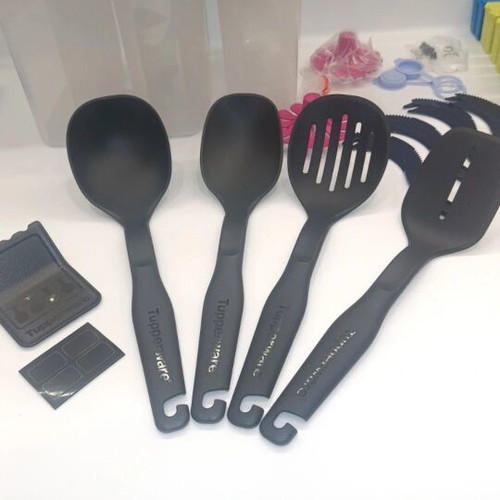 Tupperware cooking utensils set new