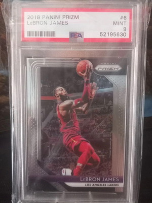2018 Prizm Lebron James card PSA 9 like new
